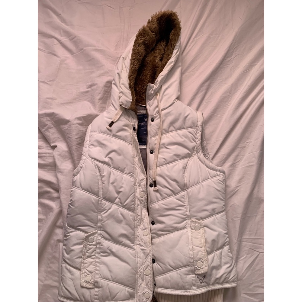 White American eagle vest, furry hood